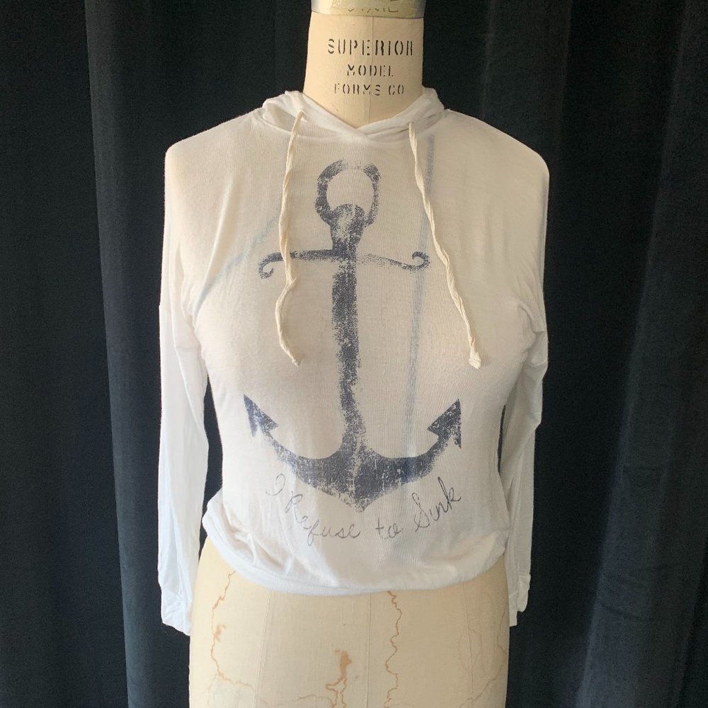 "I refuse to sink" hoodie shirt